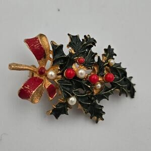 Roma 1960s Mistletoe Holly Brooch Pin Painted Gold Tone